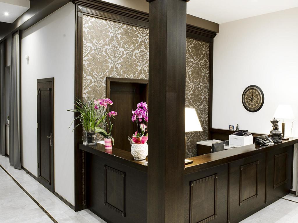 Hotel Oriza Gdow ภายนอก รูปภาพ