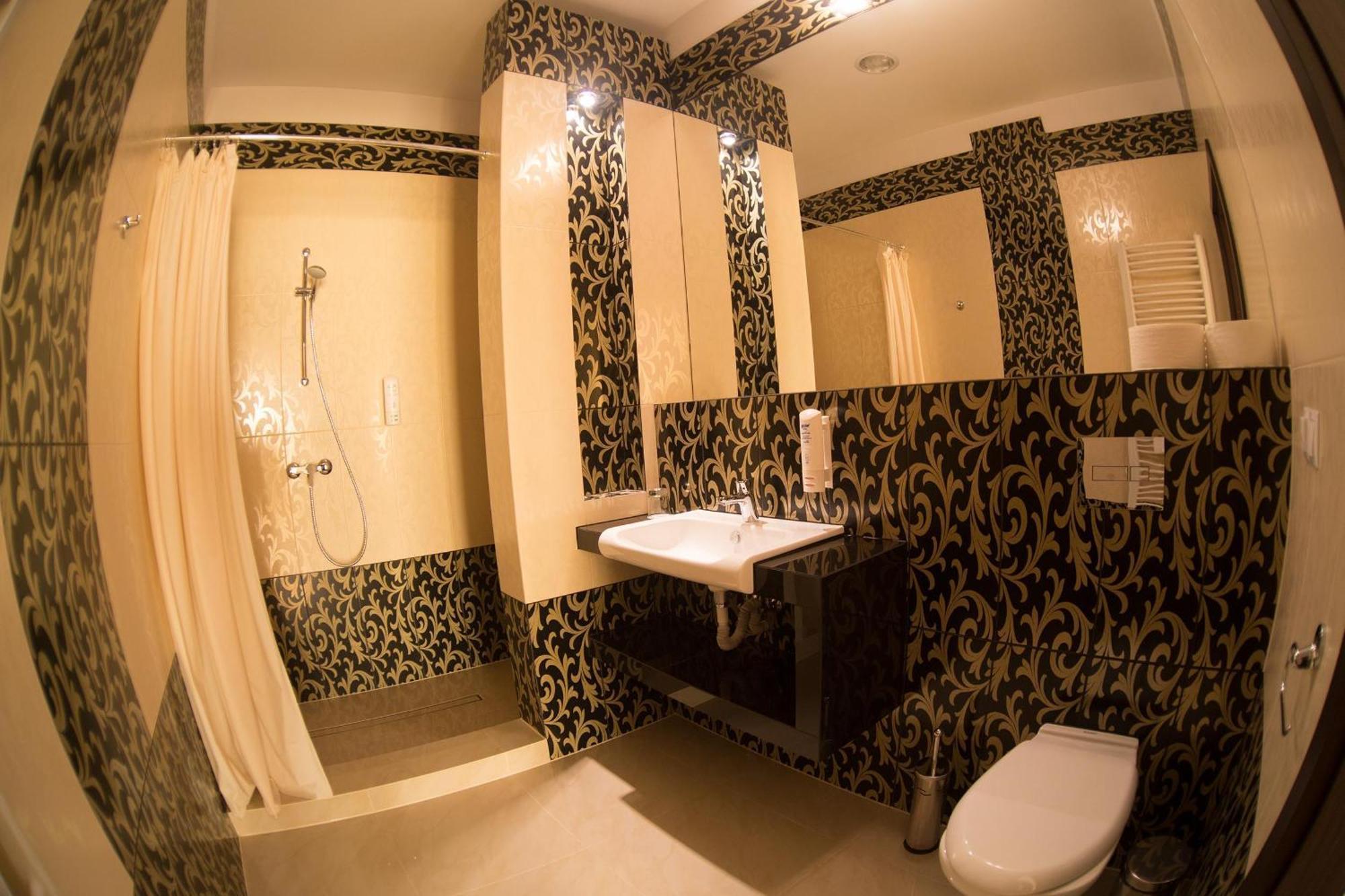 Hotel Oriza Gdow ภายนอก รูปภาพ